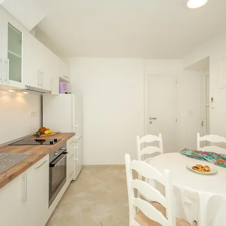 Emily Apartment